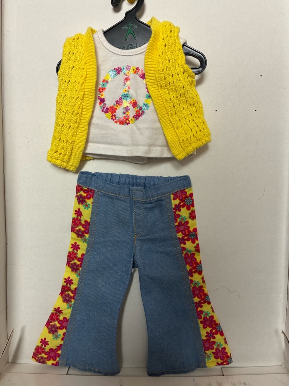 American Girl Doll Julie Meet Outfits